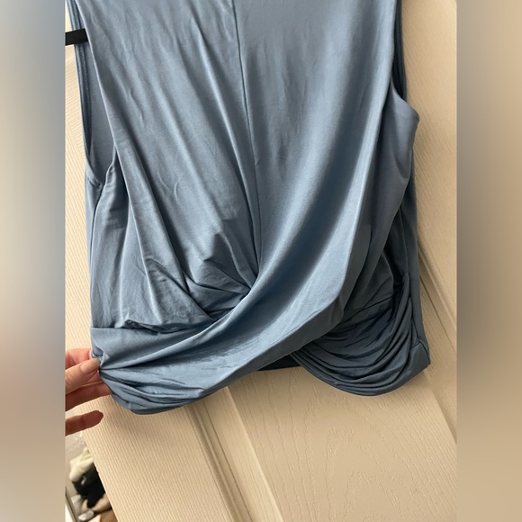 Twist front tank - Picture 2 of 7